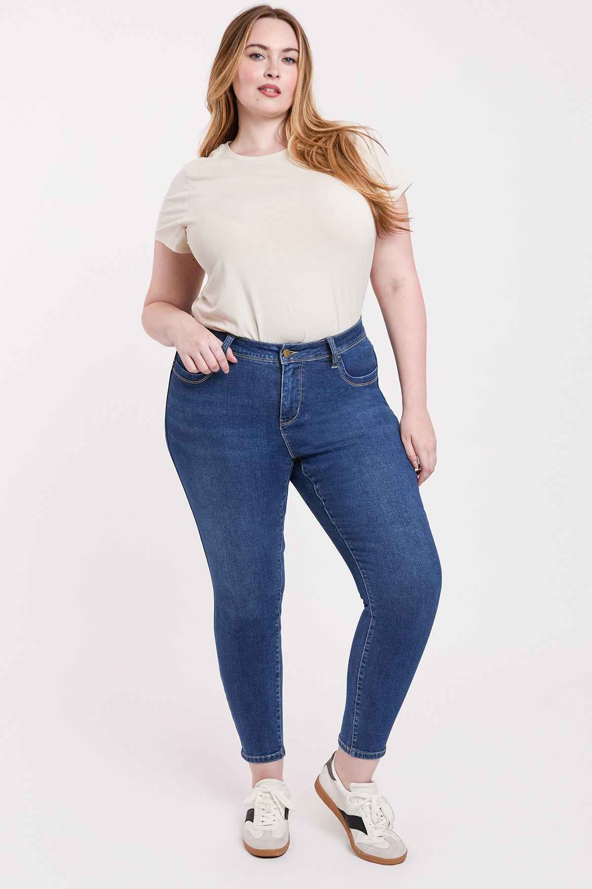 Women's Plus High Rise Curve Confidence WannaBettaButt Skinny Jeans