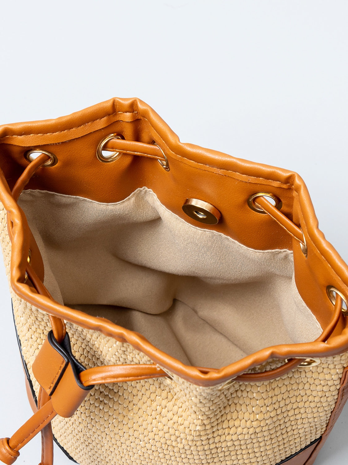 TEEK - Straw Braided Adjustable Strap Bucket Bag BAG TEEK Trend   