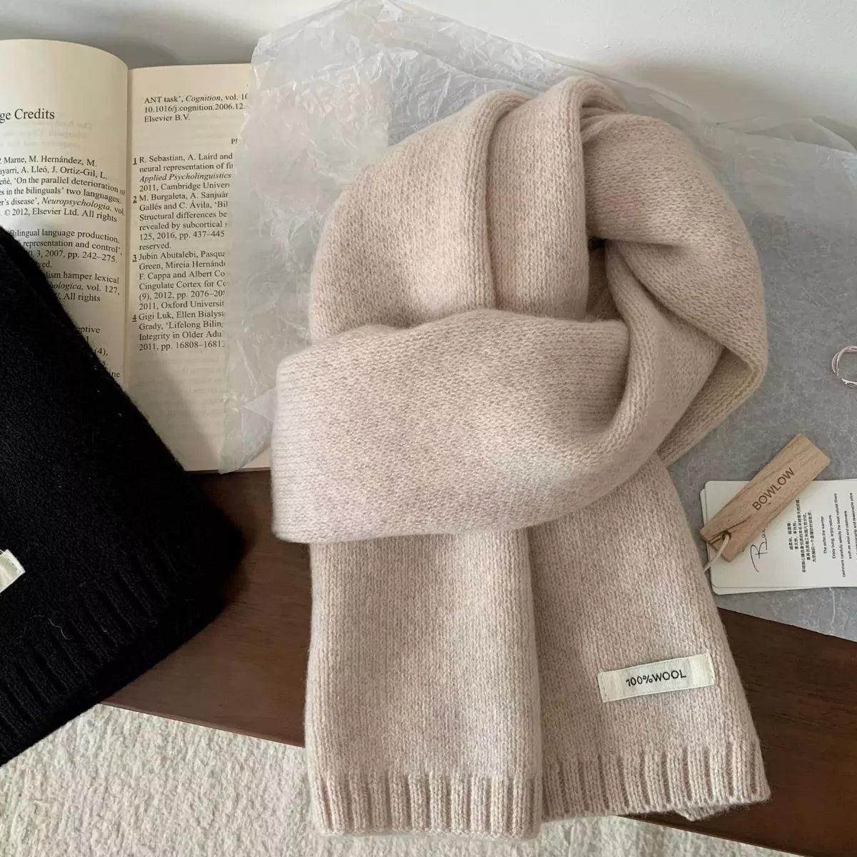 Warm Knitted Scarf Trendsi Beige One Size