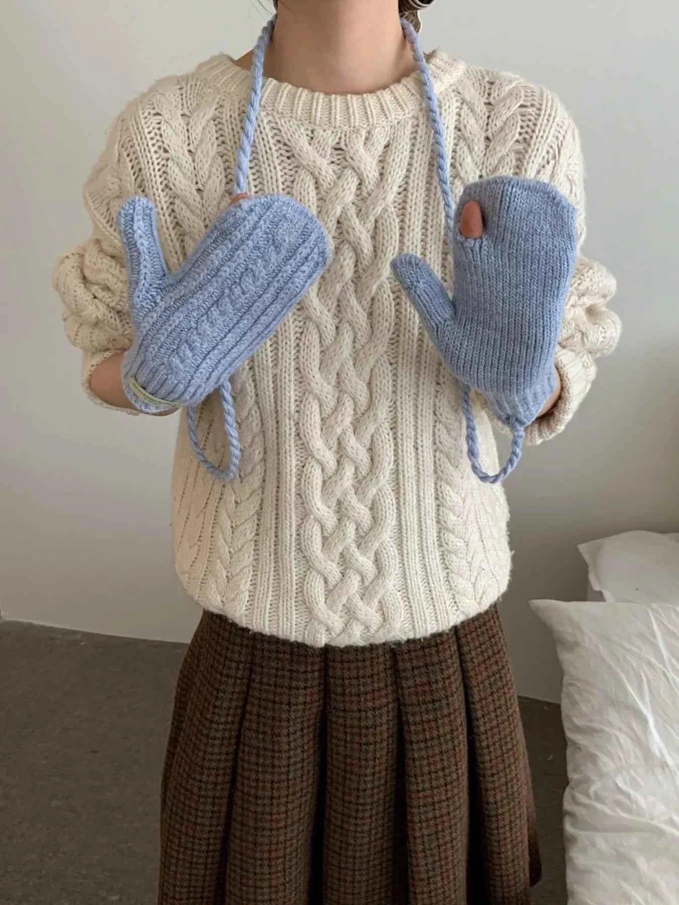TEEK - Cable Knit Warm Mittens Gloves GLOVES TEEK Trend Pastel Blue ONESIZE