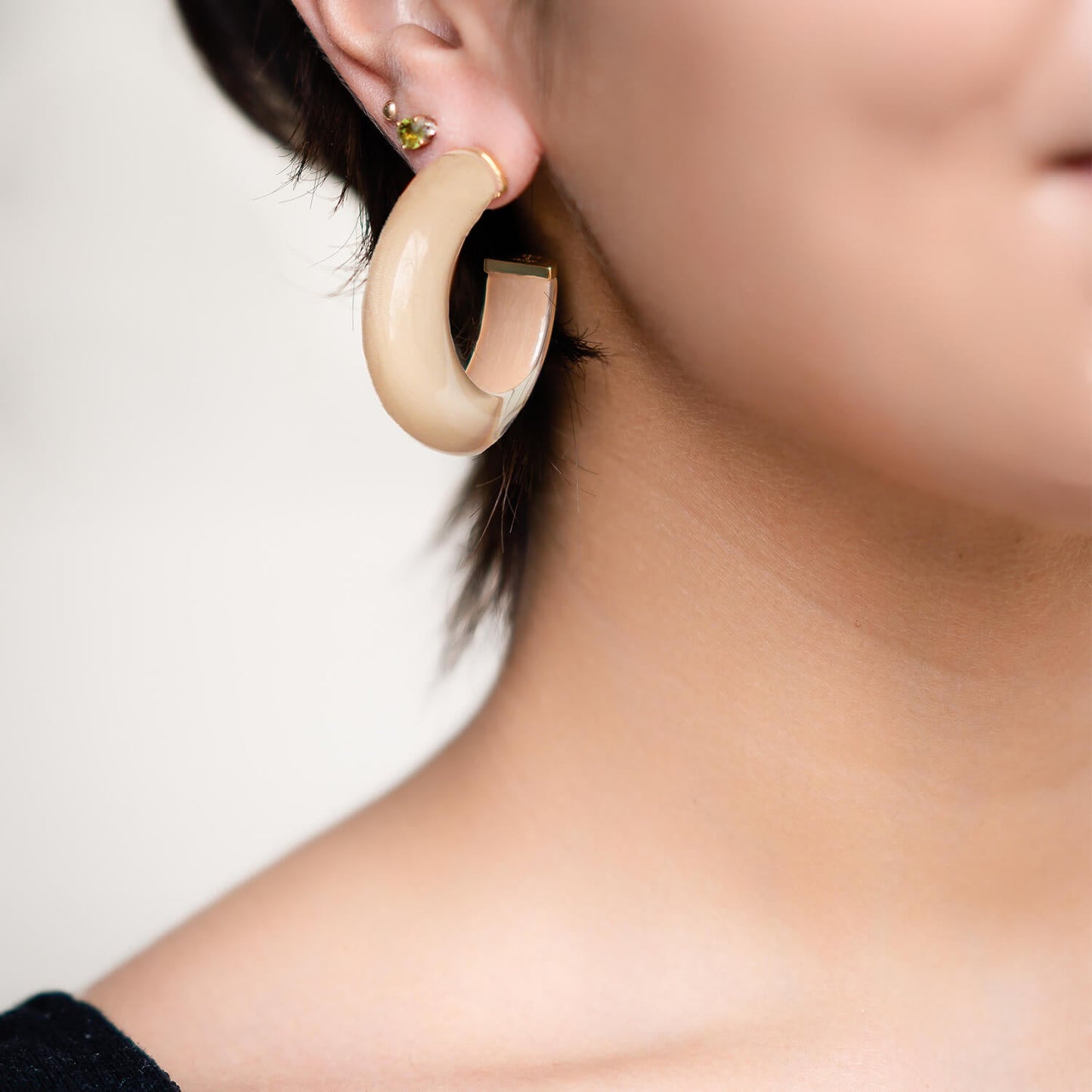 TEEK - Small Illusion Lucite Hoop Earrings | Neutrals JEWELRY TEEK GNH