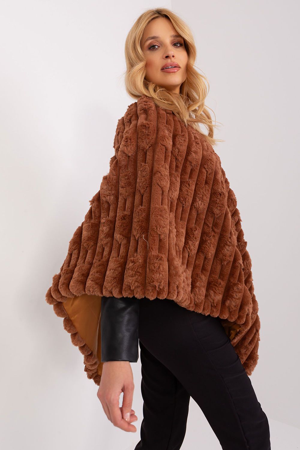 TEEK - Soft Plush Poncho SHAWL TEEK MH   