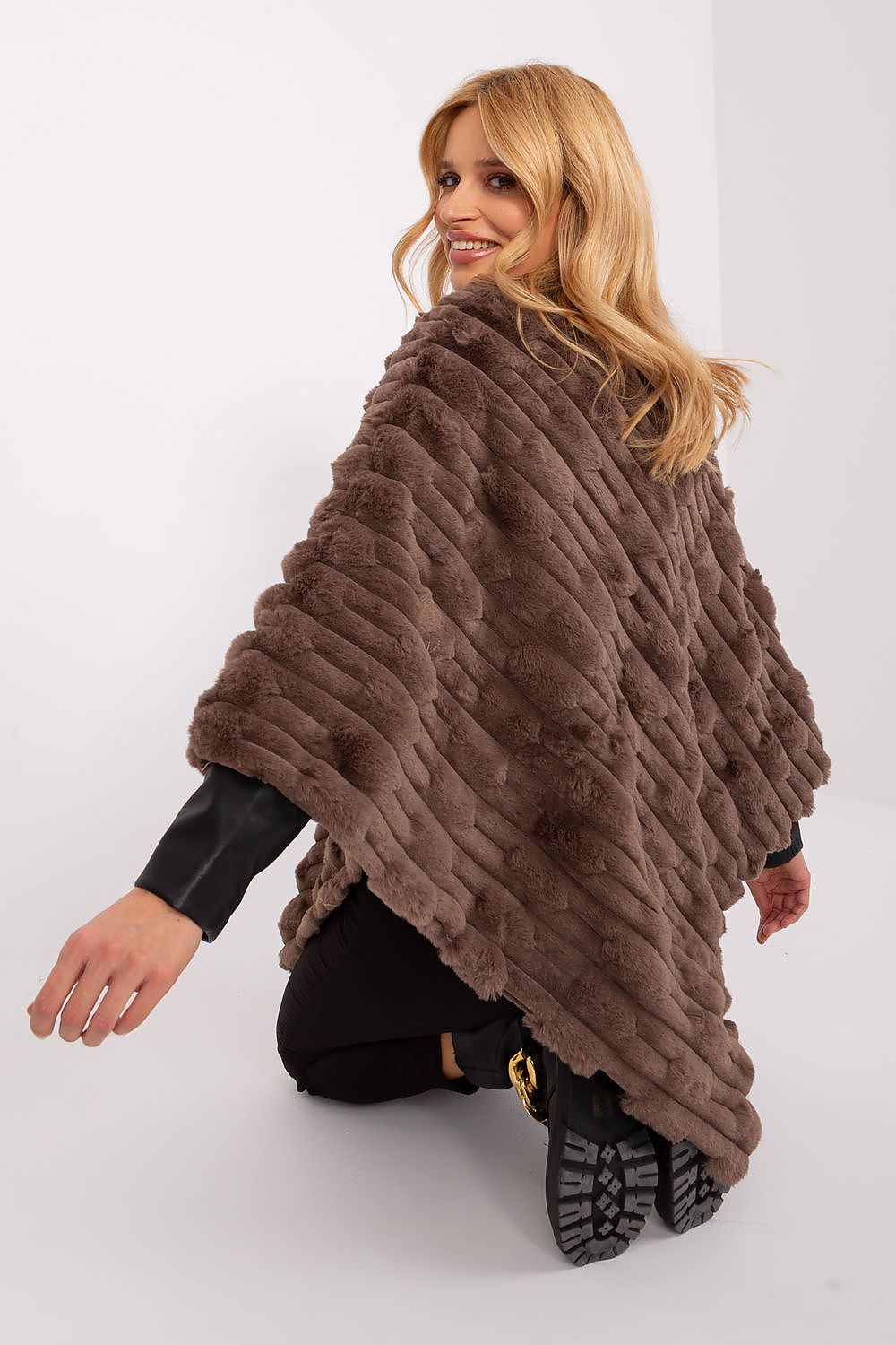 TEEK - Soft Plush Poncho SHAWL TEEK MH   