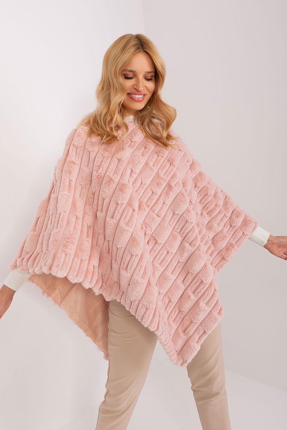 TEEK - Soft Plush Poncho SHAWL TEEK MH pink One Size 