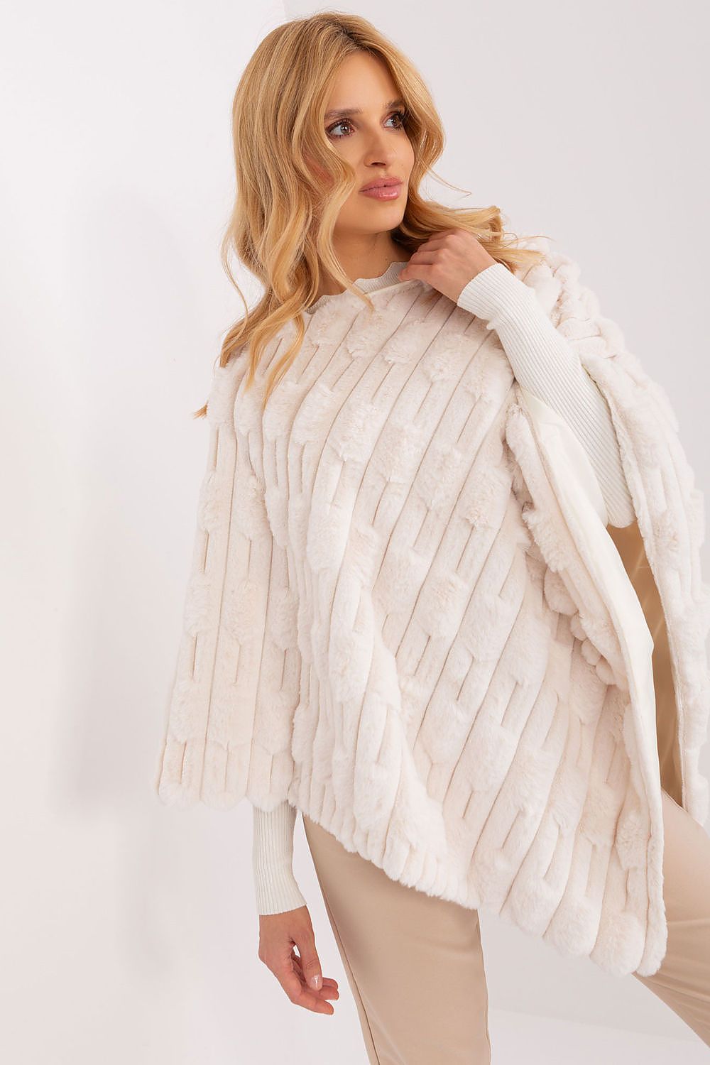 TEEK - Soft Plush Poncho SHAWL TEEK MH beige One Size 