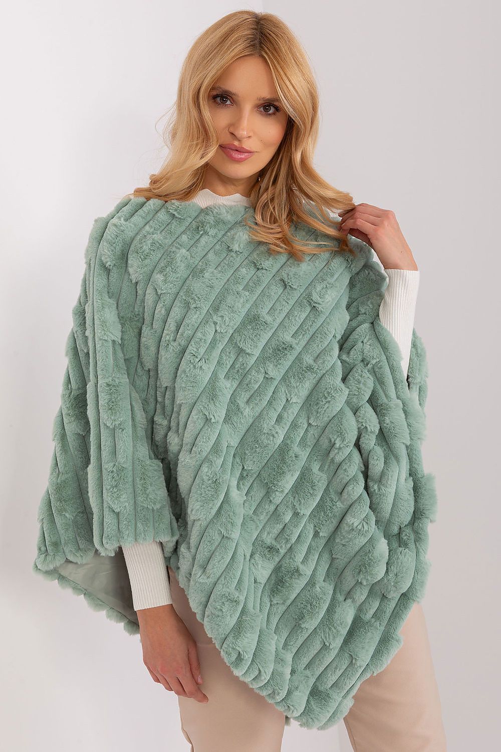 TEEK - Soft Plush Poncho SHAWL TEEK MH   