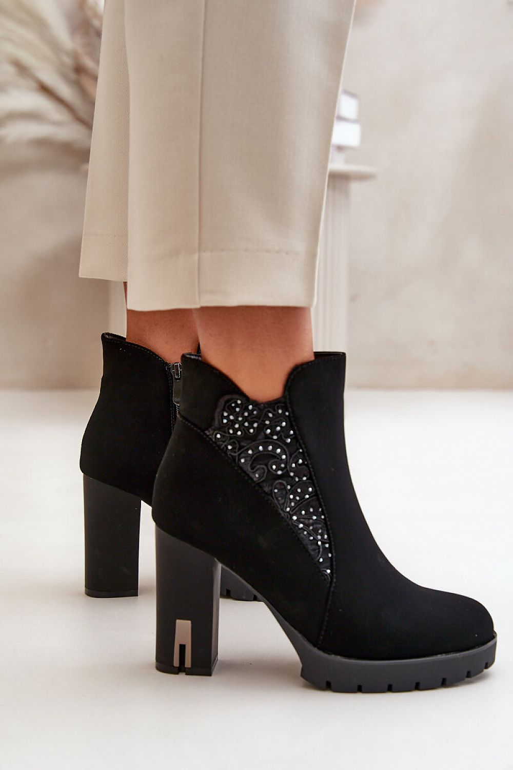 TEEK - Black Accented Detail Heeled Boots SHOES TEEK MH 6.5  