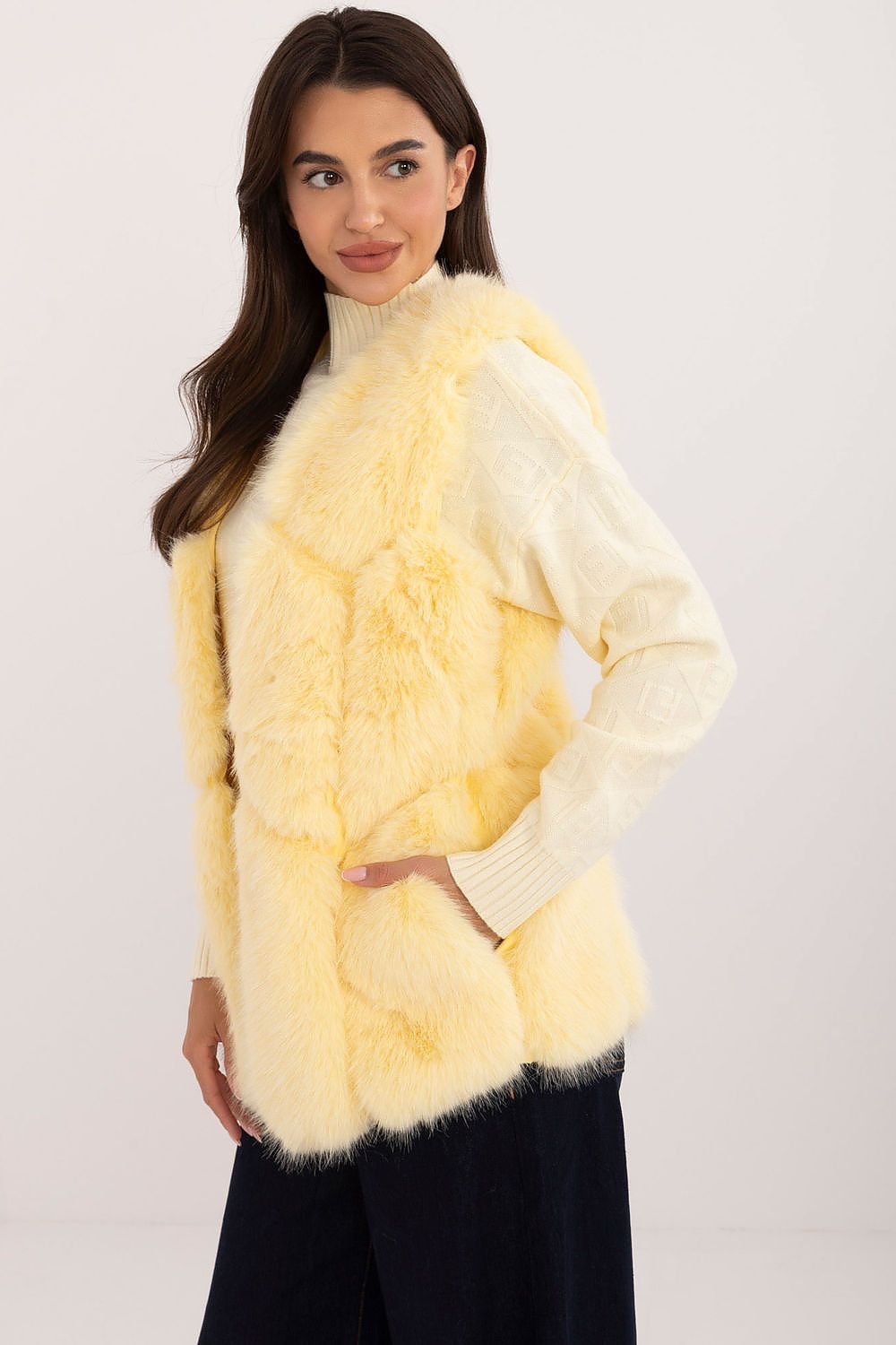 TEEK - Open Pocketed Fluff Plush Gilet