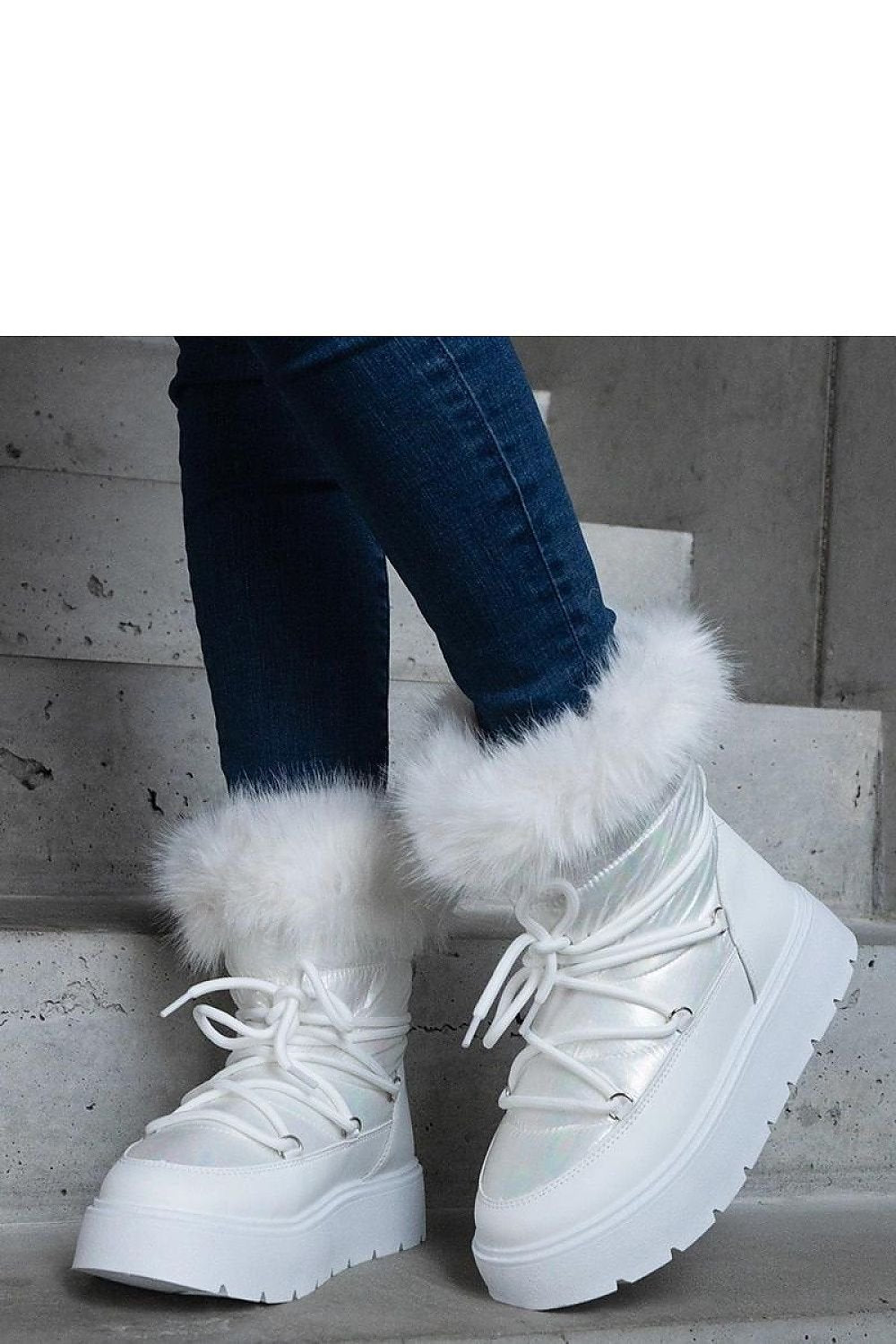 TEEK - White Fluff Canoe Laced Snow boots SHOES TEEK MH