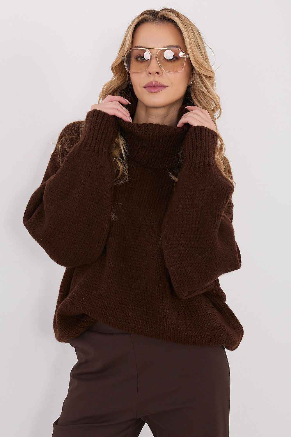 Turtleneck Factory Price brown one-size-fits-all
