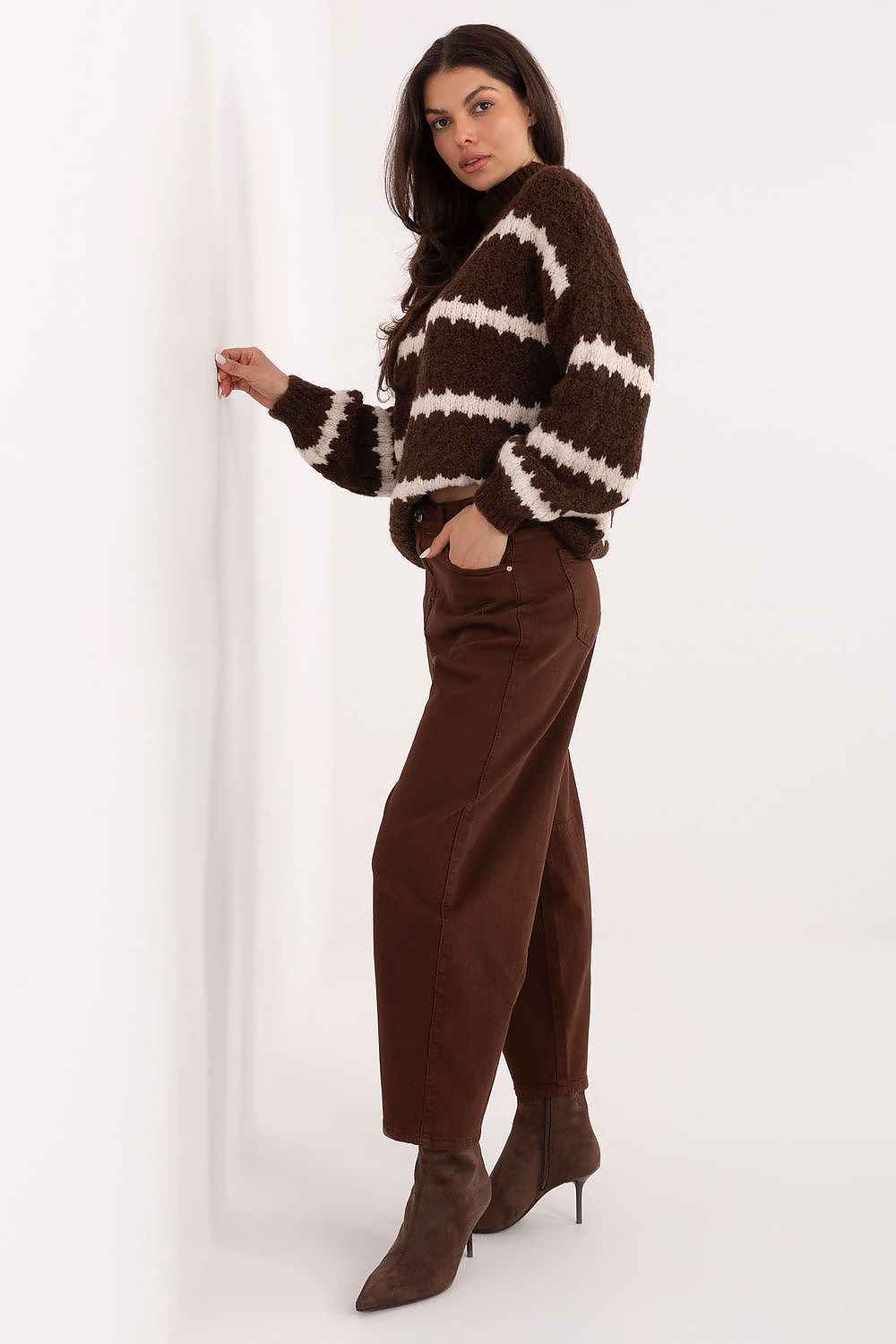 TEEK - Cropped Subtle Stretch Balloon Jeans Factory Price