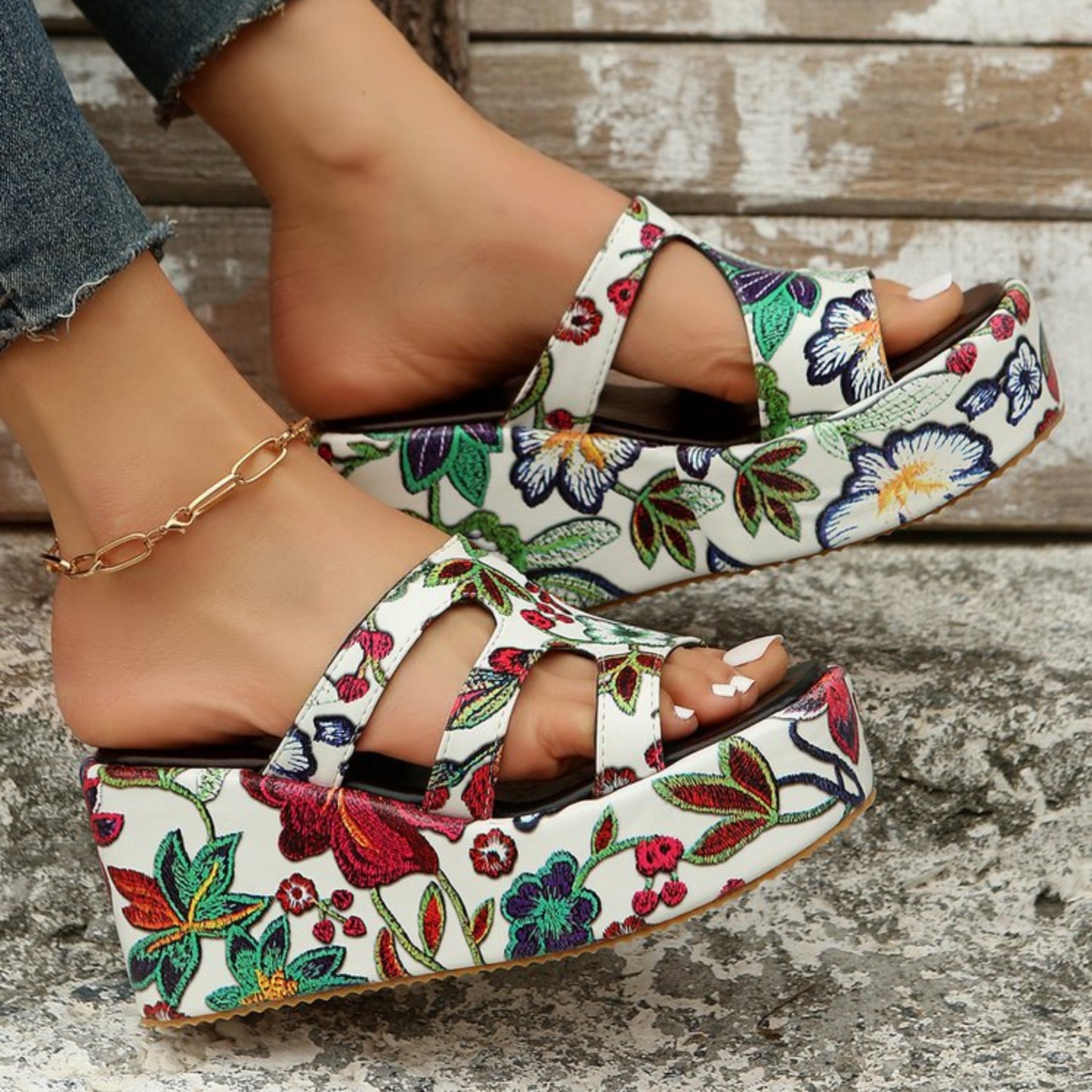 TEEK - Cutout Floral Peep Toe Sandals SHOES TEEK Trend White 4 