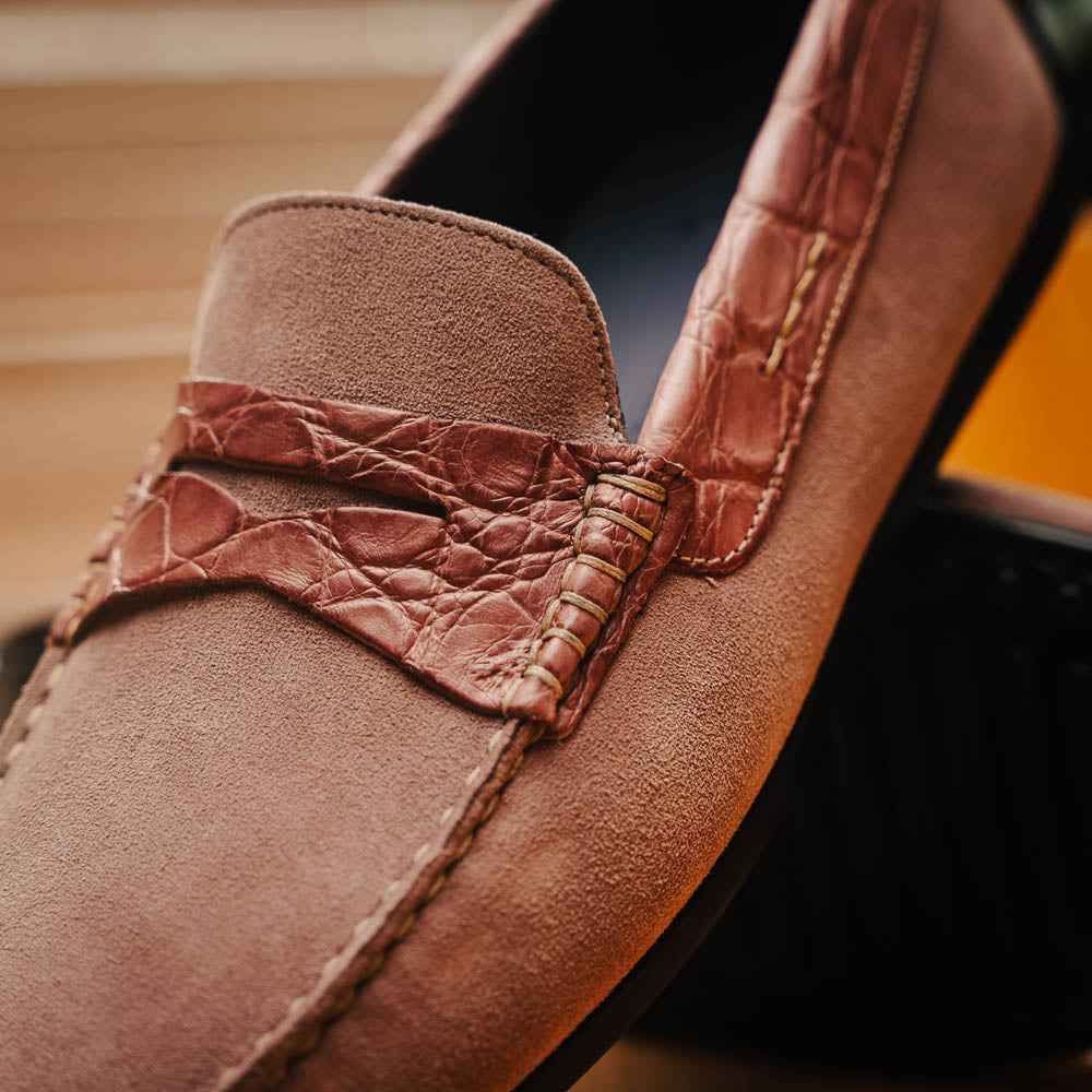 31-160-CDY MONZA Sueded Calfskin with Crocodile Driver Candy Sale TEEK ZI