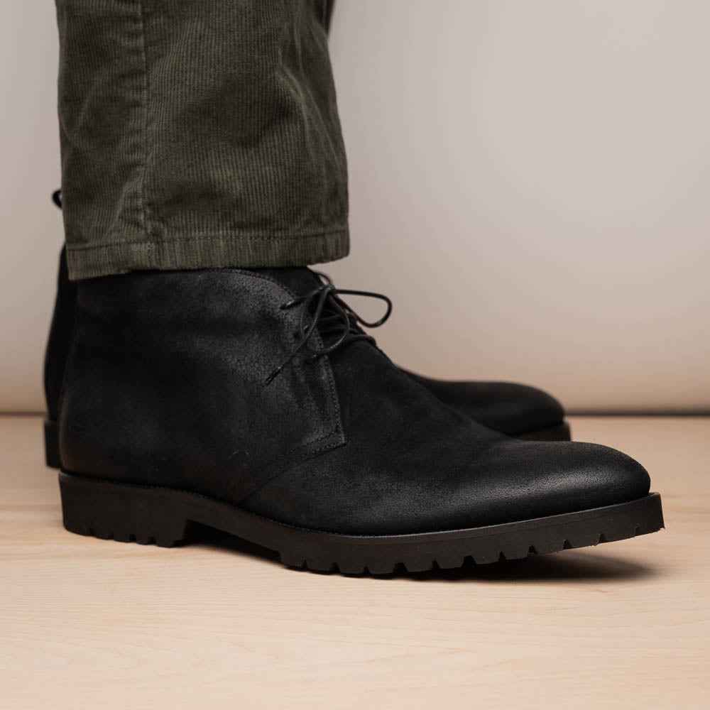 TEEK - 46-602-BLK REZZA Suede Calfskin Chukka Boot Black SHOES TEEK ZI