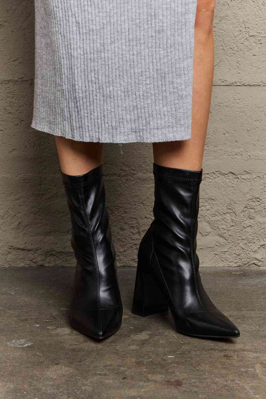 TEEK - Black Stacy Block Heel Sock Boots SHOES TEEK Trend 6.5  