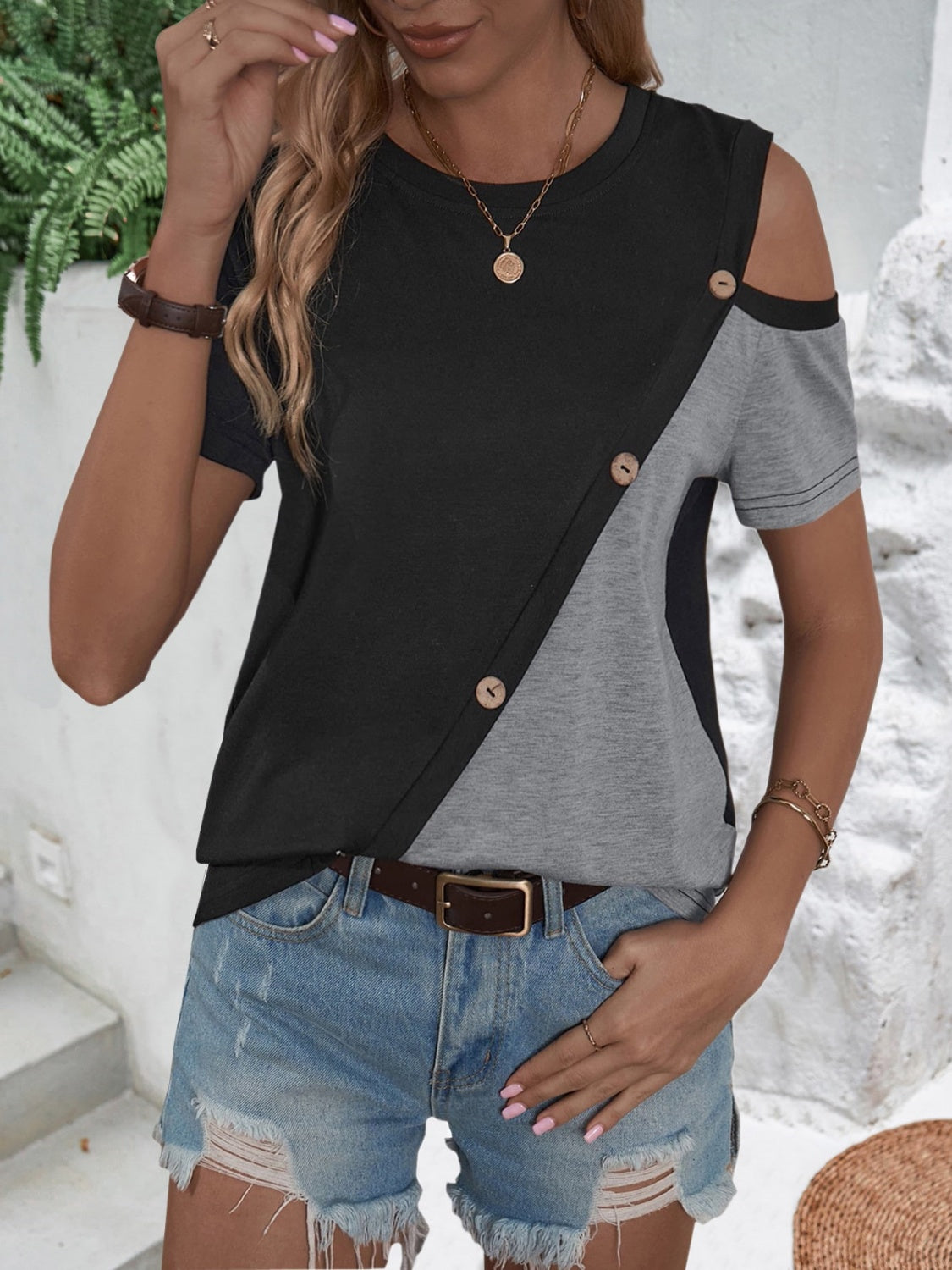 TEEK - Color Block Round Neck Short Sleeve T-Shirt TOPS TEEK Trend   