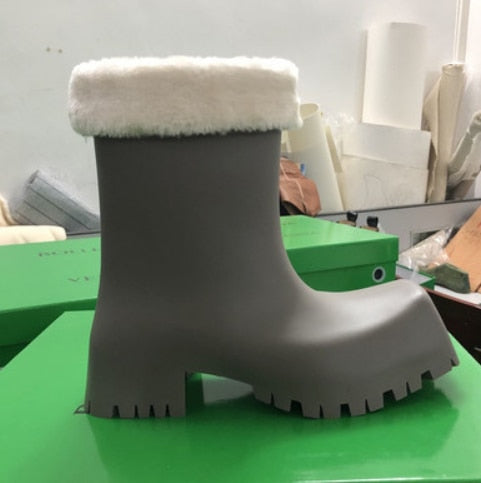 TEEK - Square Wear Platform Weather Boots SHOES theteekdotcom dark grey with fur 4.5 