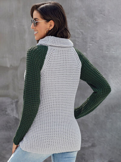 TEEK - Contrast Button Detail Turtleneck Sweater SWEATER TEEK Trend   