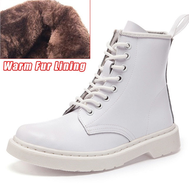 TEEK - English woMan Boots SHOES theteekdotcom 8 hole white fur 6 